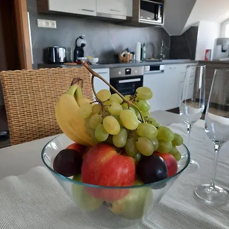 Kamilla Villapark Apartman Bük